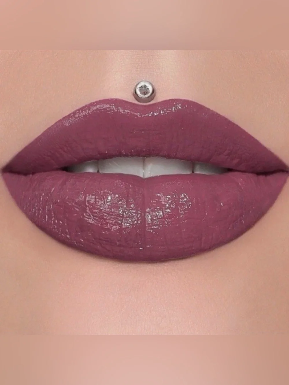 Jeffree Star Cosmetics Supreme Gloss in the shade Improper